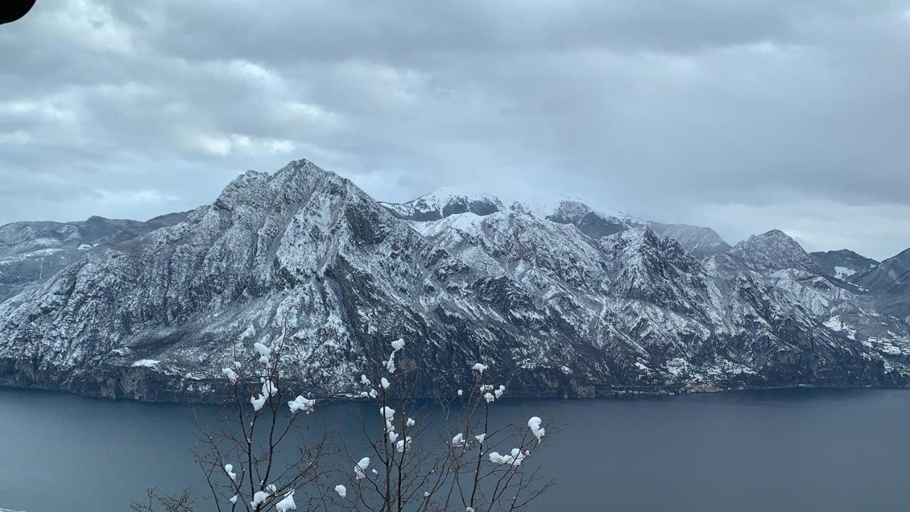 Cozy House On Iseo Lake Fonteno Экстерьер фото